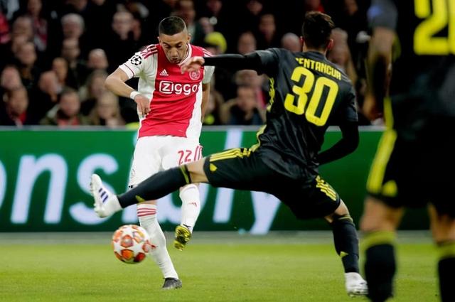 场的人员布 场的人员布