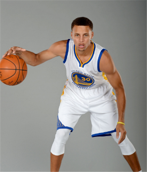 托莫里负责 托莫里负责